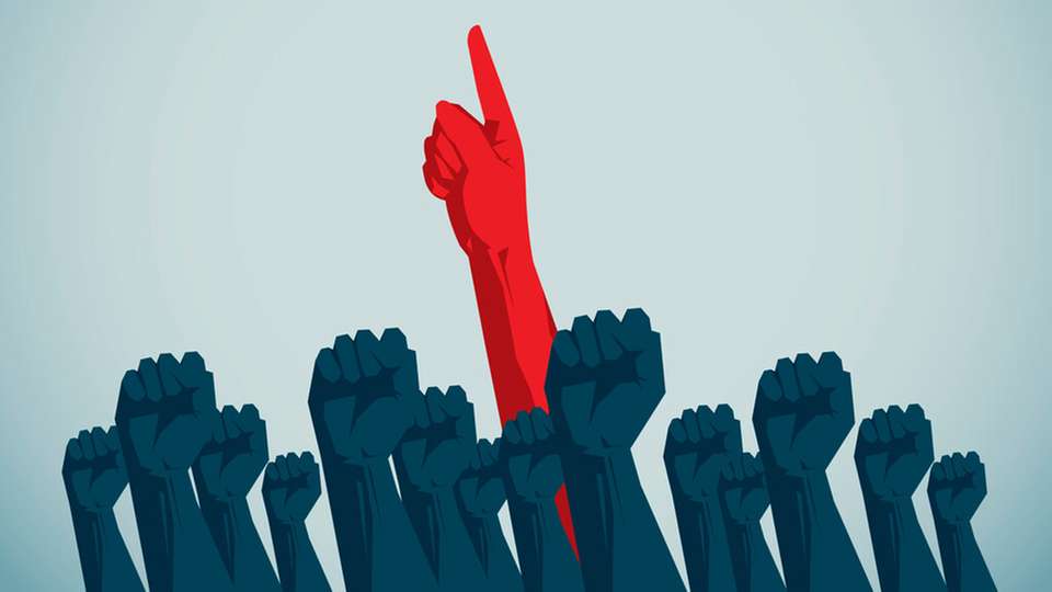 Ein Bündnis aus Energieunternehmen und Verbänden fordert die neue Bundesregierung auf, die Flexibilitätspotenziale dezentraler Stromerzeuger wie Photovoltaikanlagen, Elektroautos und Wärmepumpen politisch zu stärken, um die Netze effizienter auszubauen, Marktanreize zu setzen und die Verbraucher finanziell an der Energiewende zu beteiligen.