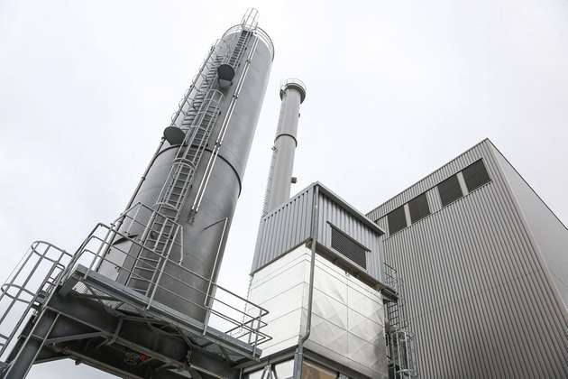 Der Kakaobohnenverarbeiter ofi hat die neue Biomasse-Kesselanlage am Standort Mannheim mit MVV Enamic als Contractor umgesetzt und konnte sich so auch während der Planungs- und Bauphase auf sein Kerngeschäft konzentrieren. 