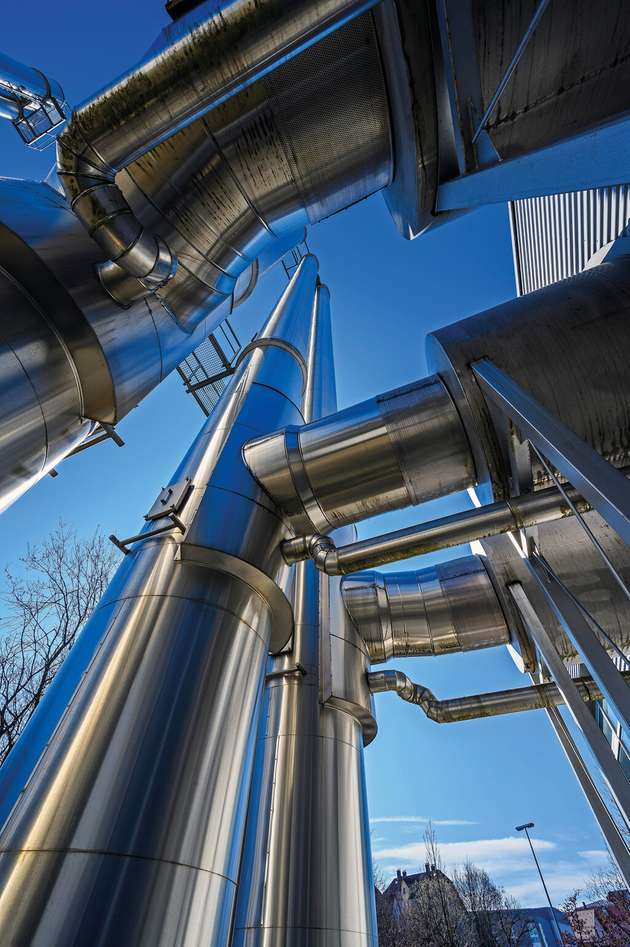 Beim Contracting nutzen Unternehmen das Know-how und die Kapazitäten eines Spezialisten, um ihre Energieverbräuche und -kosten sowie CO2-Emissionen zu reduzieren.