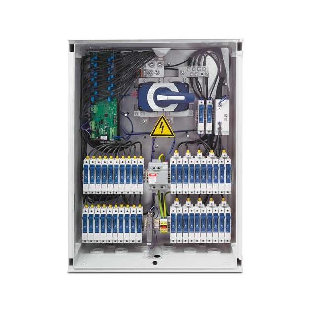Installationsfertige Geräteanschlusskästen für Aufdach- und Freifeld-PV-Anlagen 