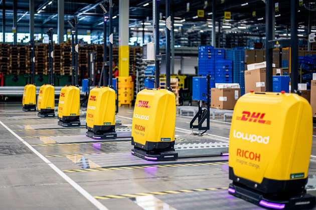In modernen Logistikumgebungen wie bei DHL zählt jede Sekunde. Eine unterbrechungsfreie Energieversorgung sorgt für maximale Verfügbarkeit der Fahrzeuge.