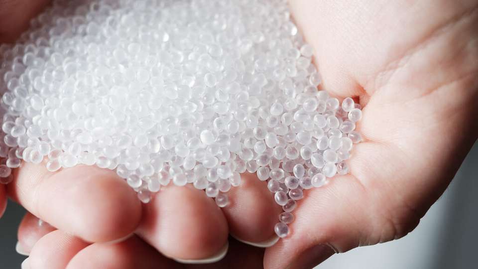 BASF engagiert sich aktiv für die Prävention von Verlusten von Kunststoff-granulaten, -flocken und -pulvern während ihrer Handhabung bei der Produktion, der Verarbeitung, dem Recycling und dem Transport im Rahmen des OCS Programms.