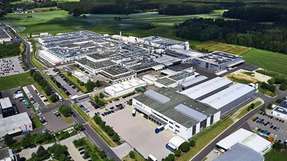 Leonhard Kurz und EnergyNest bauen gemeinsam eine Power-to-Heat-Anlage mit Wärmespeicher zur Dekarbonisierung der industriellen Produktion in Deutschland.