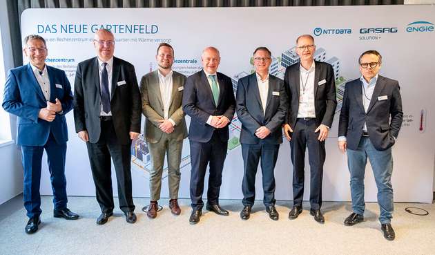 Von rechts nach links: Günter Eggers, Director Public NTT Global Data Centers EMEA, Eric Stab, CEO Engie Deutschland, Konstantin Hartmann, Managing Director EMEA NTT, Kai Wegener, Regierender Bürgermeister von Berlin, Niklas Wiegand, Geschäftsführer Engie Deutschland, Georg Friedrichs, Vorstandsvorsitzender GASAG, und Leif Christian Cropp, Geschäftsführer GASAG Solution Plus.
