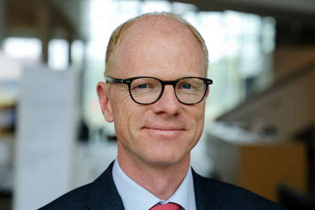 Peter Schäfer, Executive Vice President und Chief Sales Officer Automotive bei Infineon: „Erstmals in unserer Geschichte gehört Infineon in jeder Region zu den zwei führenden Anbietern.“