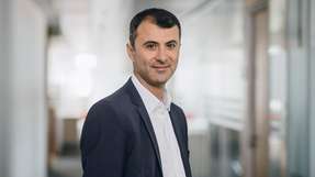 Dr. Kaveh Rouhi wurde vom Aufsichtsrat zum Nachfolger von Barbara Gregor bestellt und wird zum 1. Mai 2025 die Funktion des Finanzvorstands bei SMA übernehmen.