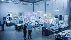 Entscheidend für den Erfolg einer Digitalisierungsstrategie in der Produktion, ist die Wahl des passenden Partners: Er muss Beratungsdienstleistungen und Lösungen bieten, die exakt auf die Bedürfnisse in Produktion und Fertigung zugeschnitten sind.