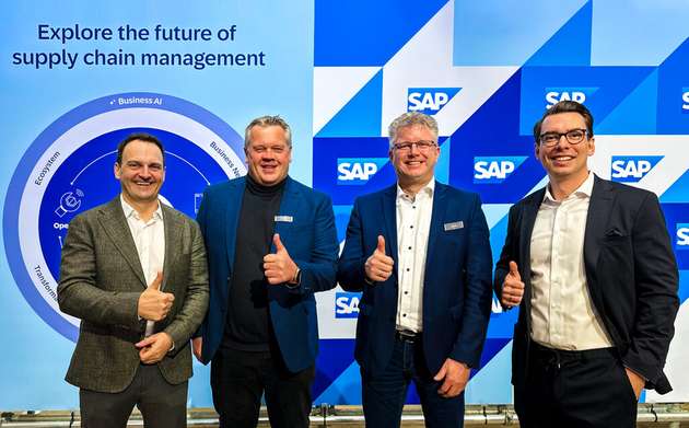 Tim Röttger (Head of SAP Supply Chain Management Germany), Arik Reiter (Vice President Digitalisierung Smart Factory EDAG Production Solutions), Dirk Keller (Geschäftsführer der EDAG Production Solutions), Andreas Thon (Chief Revenue Officer SAP Supply Chain Management Middle and Eastern Europe)