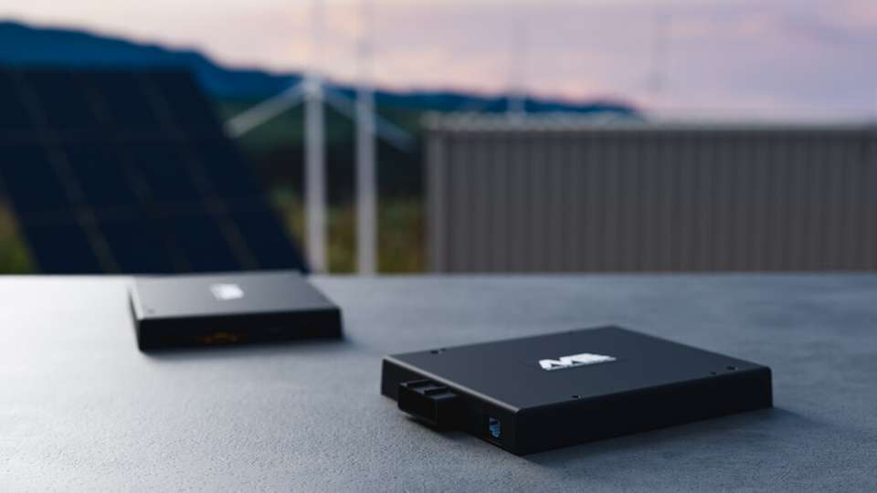Die Battery Management Systems von Munich Electrification für stationäre Speichersysteme bis 1.500 V bieten höchste Sicherheit, präzise Zustandsüberwachung und maximale Effizienz – speziell entwickelt für die Anforderungen moderner Energiespeicher im Versorgungsmaßstab.