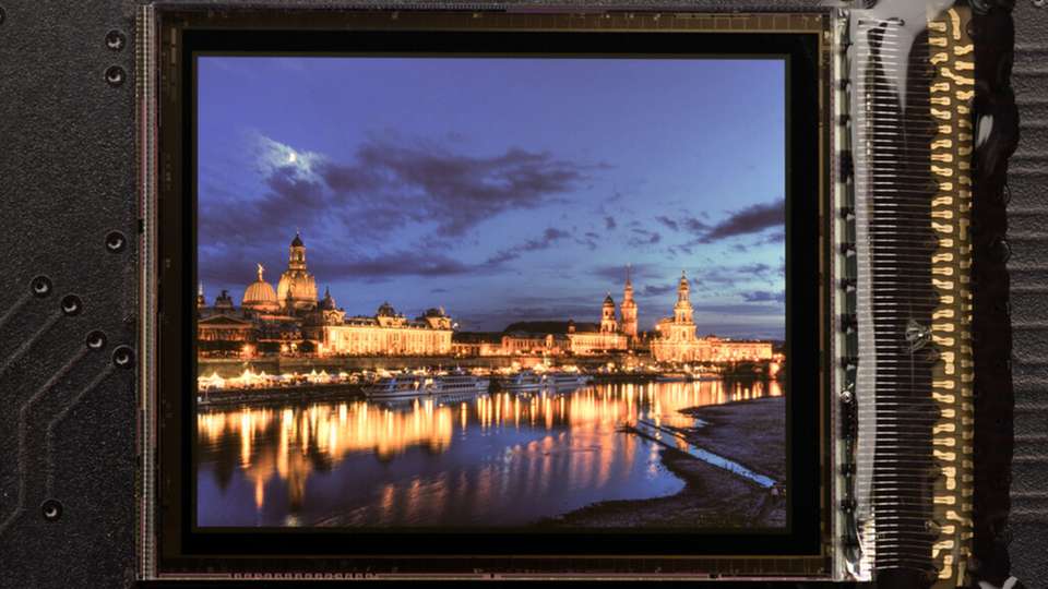 0,62-Zoll-SXGA-Hochvolt-CMOS-Backplane mit OLED.