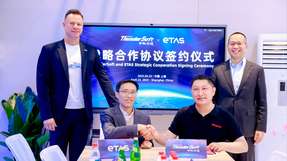 Arbeiten im Automotive-Sektor zusammen (von links): Dr. Thomas Irawan (Präsident und Vorsitzender der Etas-Geschäftsführung), Li Bo (Geschäftsführer von Etas China), Xu Dongchao (Vice President von ThunderSoft Intelligent BU und CEO von ThunderX) und Zhao Hongfei (Chairman von ThunderSoft).