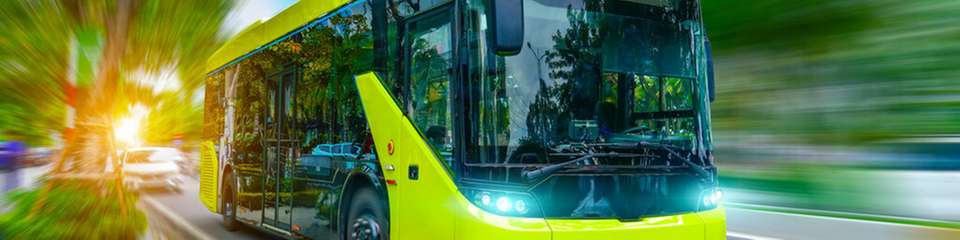 Das Forschungsprojekt EMOSYN der Fachhochschule Kiel liefert Erkenntnisse für die Elektrifizierung von Busflotten und den ÖPNV.