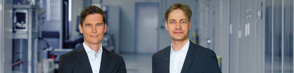 In Sachen Batterieforschung in Deutschland und Batterieproduktion in Europa „vorsichtig optimistisch“: Das PEM-Leitungs-Team Professor Achim Kampker (links) und Professor Heiner Heimes.