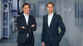 In Sachen Batterieforschung in Deutschland und Batterieproduktion in Europa „vorsichtig optimistisch“: Das PEM-Leitungs-Team Professor Achim Kampker (links) und Professor Heiner Heimes.