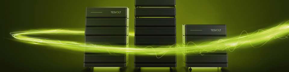 Der neue Batteriespeicher Tesvolt TAYTAN für Heim und Gewerbe besteht aus stapelbaren Modulen, die nur aufeinander gesteckt werden – ohne externe Verkabelung.