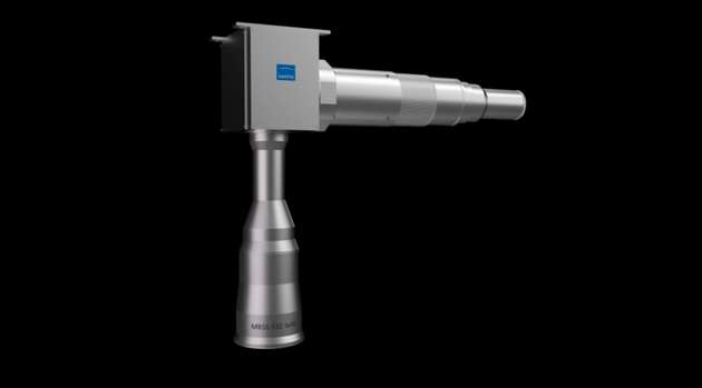 Das Modular Beam Splitting System (MBSS) ist ein einbaufertiges optisches System inklusive DOE und hochpräziser Objektivlinse. Es ermöglicht eine zuverlässige und schnelle Laserstrukturierung von Solarzellen.