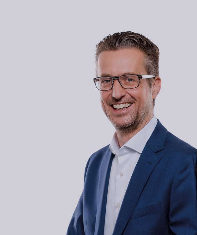 Marco Mezger, President, Memphis Electronic: Der Stellenwert der Halbleiterdistribution ist stark gestiegen. Pandemie, Naturkatastrophen und Krieg haben gezeigt, wie fragil die globale Versorgung geworden ist. Die aktuelle Geopolitik macht die ohnehin komplexe Beschaffung noch schwerer. Daher ist es vielen Unternehmen heute wichtig, einen zuverlässigen und kompetenten Spezialisten an ihrer Seite zu haben. Neben einem wettbewerbsfähigen Preis schätzen sie einen Distributor, der auch proaktiv auf bevorstehende Marktänderungen oder Abkündigungen hinweist und mit ihnen gemeinsam die künftige Versorgungsstrategie plant und umsetzt. Hersteller schätzen einen Distributionspartner, der den Markt genau kennt und verlässliche Planzahlen liefert.