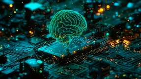 Die neuartige KI-Architektur auf Basis neuromorpher Systeme verbessert die Datenverarbeitung, indem sie komplexe Berechnungen mit deutlich höherer Energieeffizienz und in Echtzeit ermöglicht