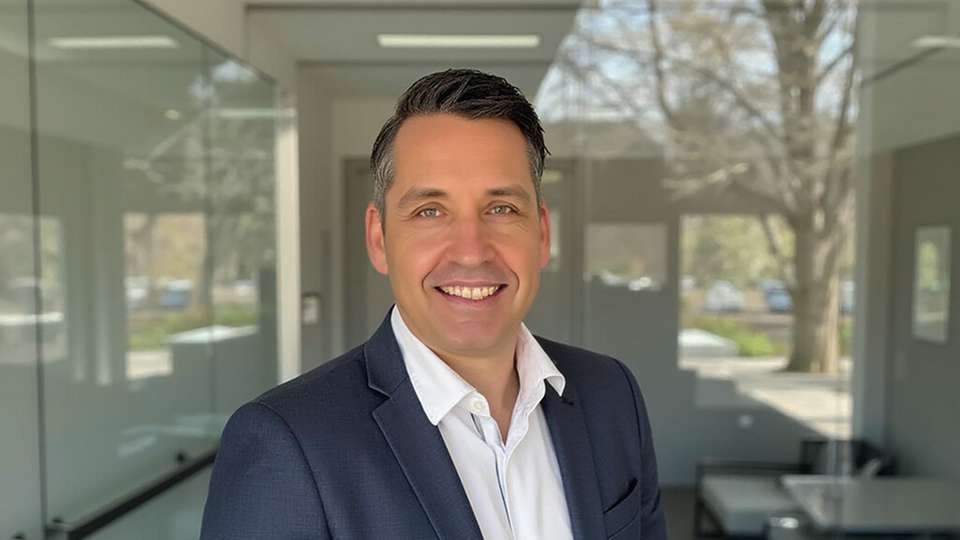 „Die All Electric Society braucht die beiden Lebensadern Data und Power. Für beide bieten wir die passende Connectivity“, so Kurt Robert Hippler, Director Global Product Management bei Harting.