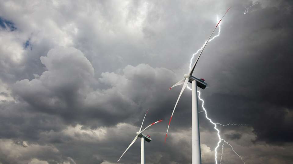 Schutz bei Gewitter: Dehn zeigt auf der Husum Wind, wie sich komplette Windenergieanlagen ebenso wie Einzelkomponenten vor Blitz und Überspannung schützen lassen.