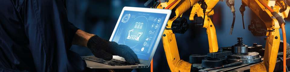In der „Industrie 4.0“ wird die Überwachung des Zustands von Maschinen und Anlagen in Echtzeit möglich. Für die Unternehmen stellen sich einige Herausforderungen bei der Einführung von Condition Monitoring Systemen. 