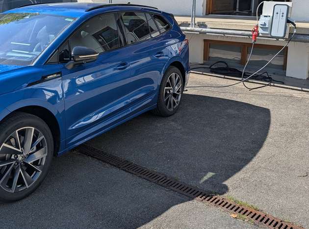 Einsatzfähiger Showcase: Vom Smight IQ Copilot bis hin zur Wallbox und einem angeschlossenen E-Auto