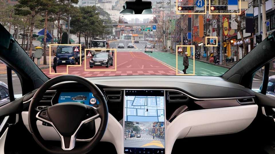 Ohne zuverlässige Steckverbinder bleibt KI-gestützte Mobilität stehen: Hochleistungsverbindungen sichern Datenströme in autonomen Fahrzeugen, Verkehrsnetzen und Wartungssystemen.