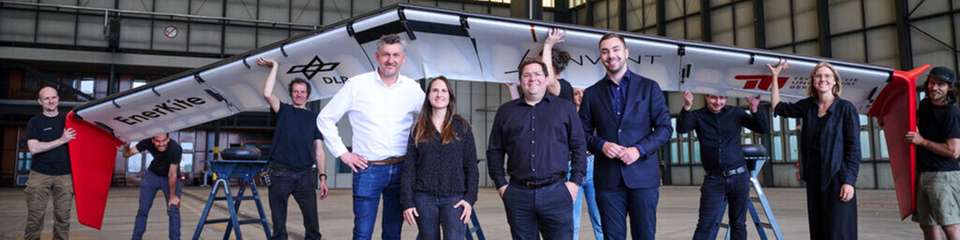 Flugwindkraft kommt in die Urban Tech Republic: EnerKíte beginnt die Zusammenarbeit mit Tegel Projekt und präsentiert die neue Bodenstation erstmals öffentlich.