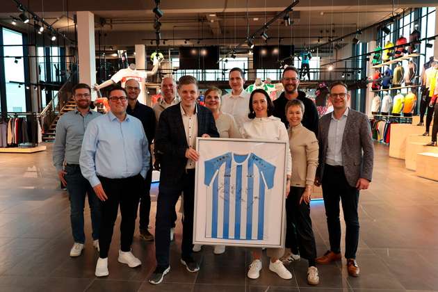 Teamsport-Spezialist JAKO vertraut auf TGW Logistics: Leistungsstarkes Herzstück des neuen Fulfillment Centers bildet TGW FlashPick.