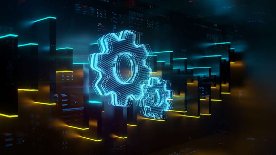 Software-definierte Fertigung ermöglicht in der Automatisierung durch die Entkopplung von Hardware und Software eine zentrale Verwaltung, schnellere Updates und eine effizientere Ressourcennutzung.