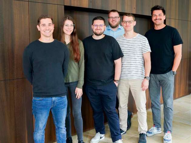 Bei Fraunhofer UMSICHT haben an dem Artikel „Closing the Carbon Cycle: Challenges and Opportunities of CO2 Electrolyser Designs in Light of Cross-Industrial CO2 Source-Sink Matching in the European Landscape“ mitgewirkt (von links): Dennis Blaudszun, Maximiliane Dreis, Kevinjeorjios Pellumbi, Kai junge Puring, Ulf-Peter Apfel und Sebastian Stießel.