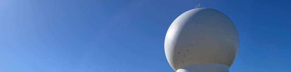 Das Dual Doppler Wind-Radar misst die Windgeschwindigkeit bei Krummendeich im Landkreis Stade.