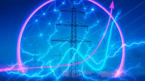 Die Energiewende findet vor allem in den Verteilnetzen von Strom, Gas und Wärme statt. Die neue Dena-Verteilnetzstudie zeigt, wie – angesichts knapper Ressourcen – Finanzierung, Planung und Digitalisierung effizient vorangetrieben werden können.