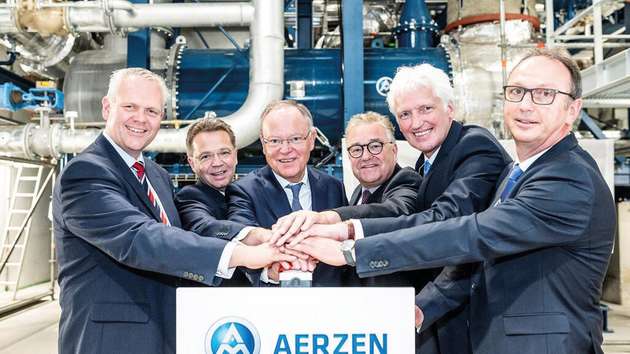 Gaben den Startschuss zum First Run (von links): Björn Thümler (Niedersachsens Minister für Wissenschaft und Kultur), Prof. Dr. Volker Epping (Präsident der Leibniz-Universität Hannover), Stephan Weil (Niedersachsens Ministerpräsident), Hauke Jagau (Präsident der Region Hannover), Dr. Christian Grahl (Bürgermeister der Stadt Garbsen) und Prof. Jörg Wallaschek (Dekan der Fakultät für Maschinenbau der Leibniz-Universität Hannover).