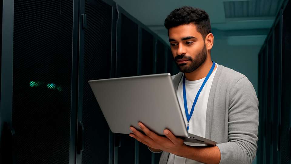 In der IT-Security-Branche sind Fachkräfte gefragt – flexible Arbeitsmodelle und Benefits helfen, Talente anzuziehen.