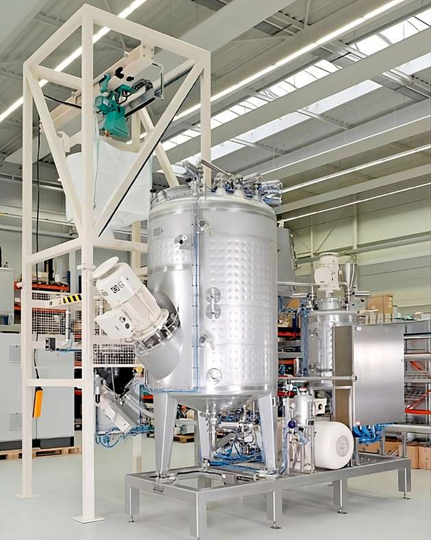 Flexible Doppeltankanlage auf Basis der Conti-TDS ermöglicht die Herstellung von Chargengrößen von 100 bis 3.000 l.