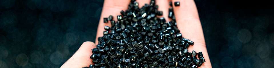 Lavergne ist auf die Herstellung nachhaltiger Compounds spezialisiert, die vollständig aus recycelten Kunststoffen bestehen.