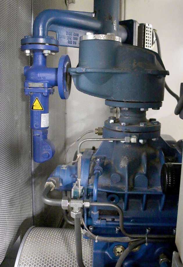 Zur Entladung der LKW werden zwei VML-Schraubenverdichter genutzt.