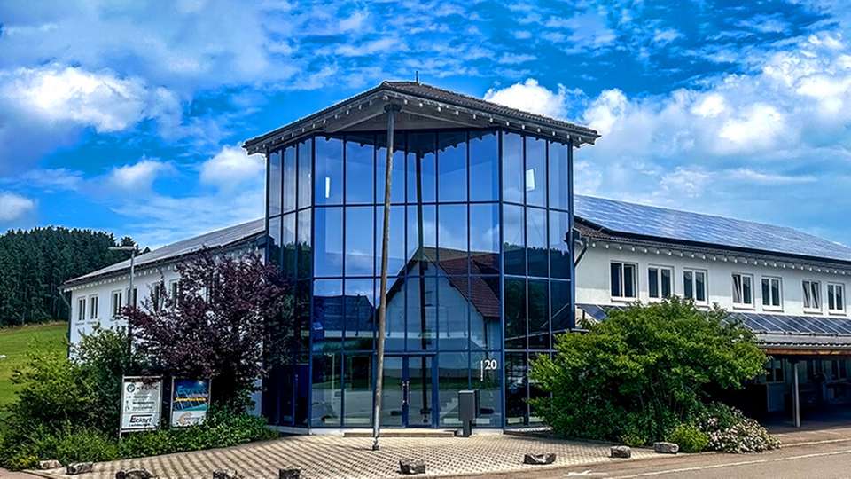 Hy-Line Competence Center Solutions in Durchhausen bei Tuttlingen für Value-Added und Solutions