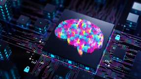 Mit immer leistungsfähigeren Analysemodellen sind digitale Zwillinge in der Lage, größere Datenmengen zu verarbeiten, komplexere Systeme zu durchleuchten und genauere Aussagen zu treffen. 