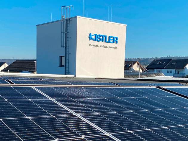 Bereits zwei der produzierenden deutschen Standorte sind mit eigenen Photovoltaikanlagen ausgestattet und leisten – zusätzlich zu den Grünstromzertifikaten in Deutschland, China und Japan sowie der Schweiz, der Slowakei und den USA – einen erkennbaren Beitrag zur Emissionsreduzierung.