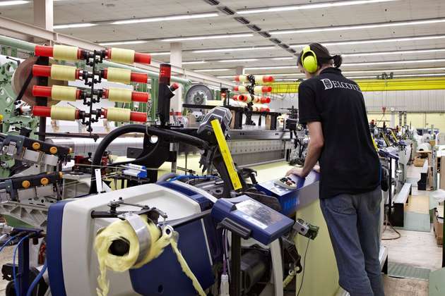 Mit dem Ersatz der ölfreien Schraubenkompressoren durch die Turbokompressoren konnte Delcotex bis zu 35 Prozent Energie einsparen. 