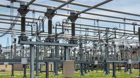 Prysmian und E.ON bündeln ihre Kräfte, um effizientere Stromnetze zu entwickeln. Die Beschleunigung der Energiewende in Deutschland und die Stärkung der Energiesicherheit sind dabei zentrale Prioritäten.