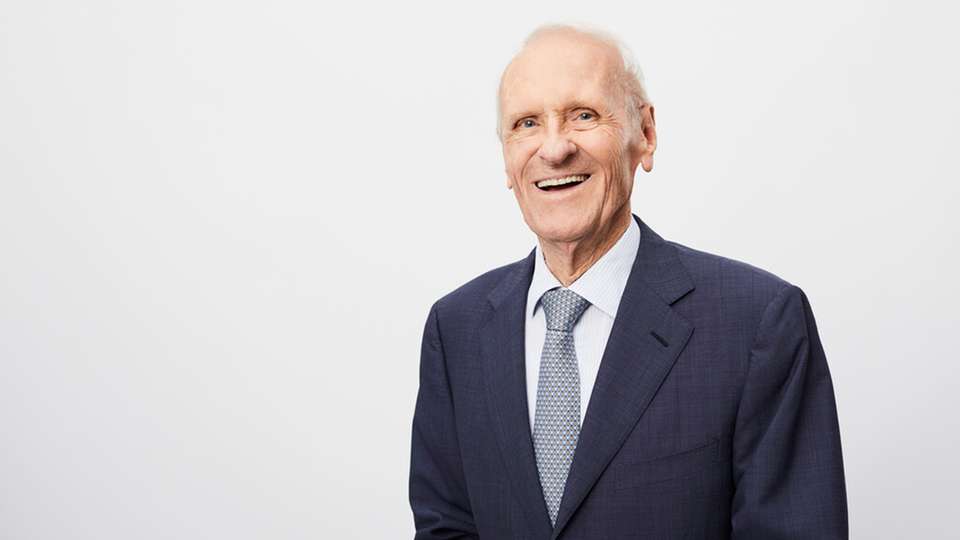 Die Busch Group trauert um ihren Mitbegründer und Miteigentümer Dr.-Ing. Karl Busch.
