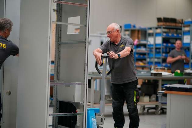 Bereits seit 2006 werden ausschließlich Rittal Schaltschränke eingesetzt. Die Durchgängigkeit vom Engineering bis in die Fertigung ist hier entscheidender Vor-teil.