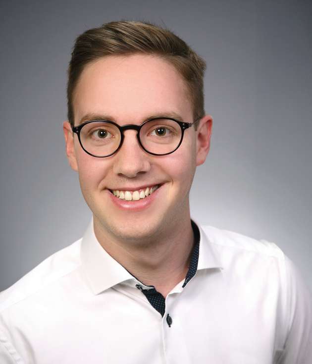 Henry Willi, Product Manager Sales Marketing, Endress+Hauser: Präzise Messdaten sind der Schlüssel zu energieeffizienten Prozessen – denn nur, was exakt erfasst wird, lässt sich gezielt optimieren. Die neue Micropilot-Serie FMR10B, FMR20B und FMR30B ermöglicht eine zuverlässige, berührungslose Füllstandsmessung – selbst unter rauen Einsatzbedingungen. Ergänzt durch die Compact Line für Druck-, Füllstands- und Grenzstandmessung stehen exakte Daten für eine bedarfsgerechte Produktion bereit. So können Rohstoffe und Hilfsmittel effizient eingesetzt werden. Gleichzeitig ermöglichen Echtzeitdaten eine intelligente Logistiksteuerung – unnötige Transporte werden vermieden. Zudem beugt unsere bewährte Messtechnik ungeplanten Anlagenstillständen vor und schützt damit vor vermeidbaren Effizienzverlusten.
Halle 9.0, Stand 233 (Powtech), Halle C5, Stand 401 (Drinktec)