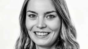 Wasserstoff: neuer Markt, neue Chancen Lisa Raab hat 2023 gemeinsam mit ihrem Mitgründer das Kl-basierte Start-up Spotium aus Karlsruhe gegründet und verantwortet dort als CEO den Vertrieb und Finanzen. Vorher war sie unter anderem in der Unternehmensberatung sowie für EU-Projekte im Bereich Digitalisierung des Maschinenbau tätig. Durch ihre eigene Vertriebserfahrung brennt sie für das Thema Data Driven Sales.