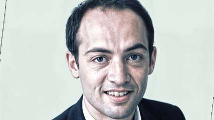 Daniel Häger ist Diplom-Ingenieur Maschinenbau und seit April 2023 beim internationalen Technologie-Konzern Alfa Laval im Bereich Business Development Energy Separation tätig. Vorherige Stationen waren der Industriekonzern Atlas Copco (Industriekompressoren), die Wheelabrator Group (Oberflächentechnologie) und Norican Digital (KI-gestützte Produktion). Als Sales Engineer widmet er sich intensiv dem Thema Wasser in Industrieprozessen und der Frage, wie man sorgfältiger mit der so wertvollen Ressource umgehen kann.