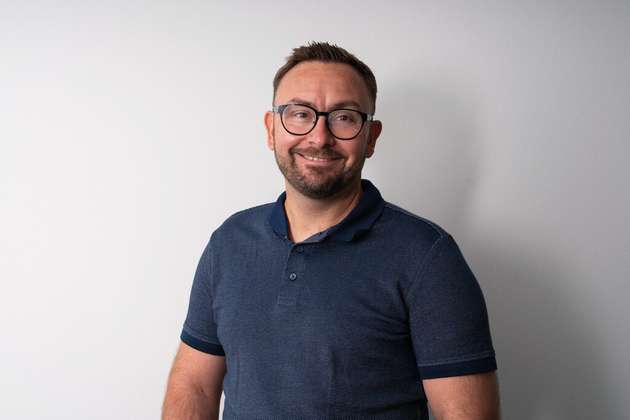 Marco Bauer, Leiter Entwicklung Mühlen, Fritsch: Nachhaltigkeit und Energieeffizienz beginnt mit Transparenz: Unsere neuen Mühlen setzen Maßstäbe in Sachen Energieeffizienz. Dank modernster Motorentechnologie und intelligenter Steuerung wird der Energieverbrauch beim Mahlen deutlich reduziert. Integriertes Energiemonitoring ermöglicht zudem die präzise Erfassung der Verbrauchsdaten direkt am Gerät. Über verfügbare Schnittstellen lassen sich diese Daten darüber hinaus auslesen und analysieren – für volle Transparenz im Laboralltag. So wird ressourcenschonendes Arbeiten messbar und nachvollziehbar – ein echter Schritt Richtung nachhaltiger Prozesskette.
Halle 120.0, Stamd 251 (Powtech)