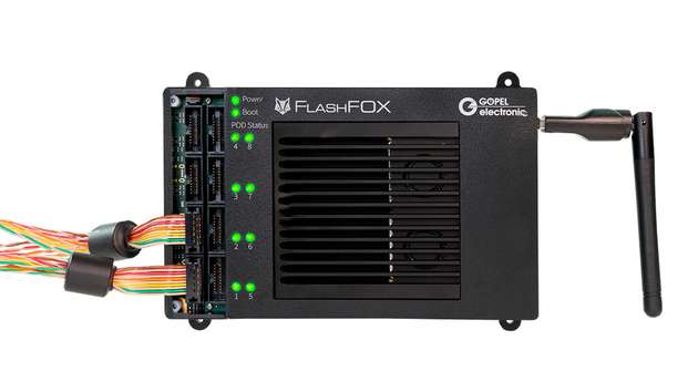Universal-Programmer für parallele Embedded In-System-Programmierung (ISP) von Mikrocontrollern, Flash-Bausteinen und PLD/FPGA.